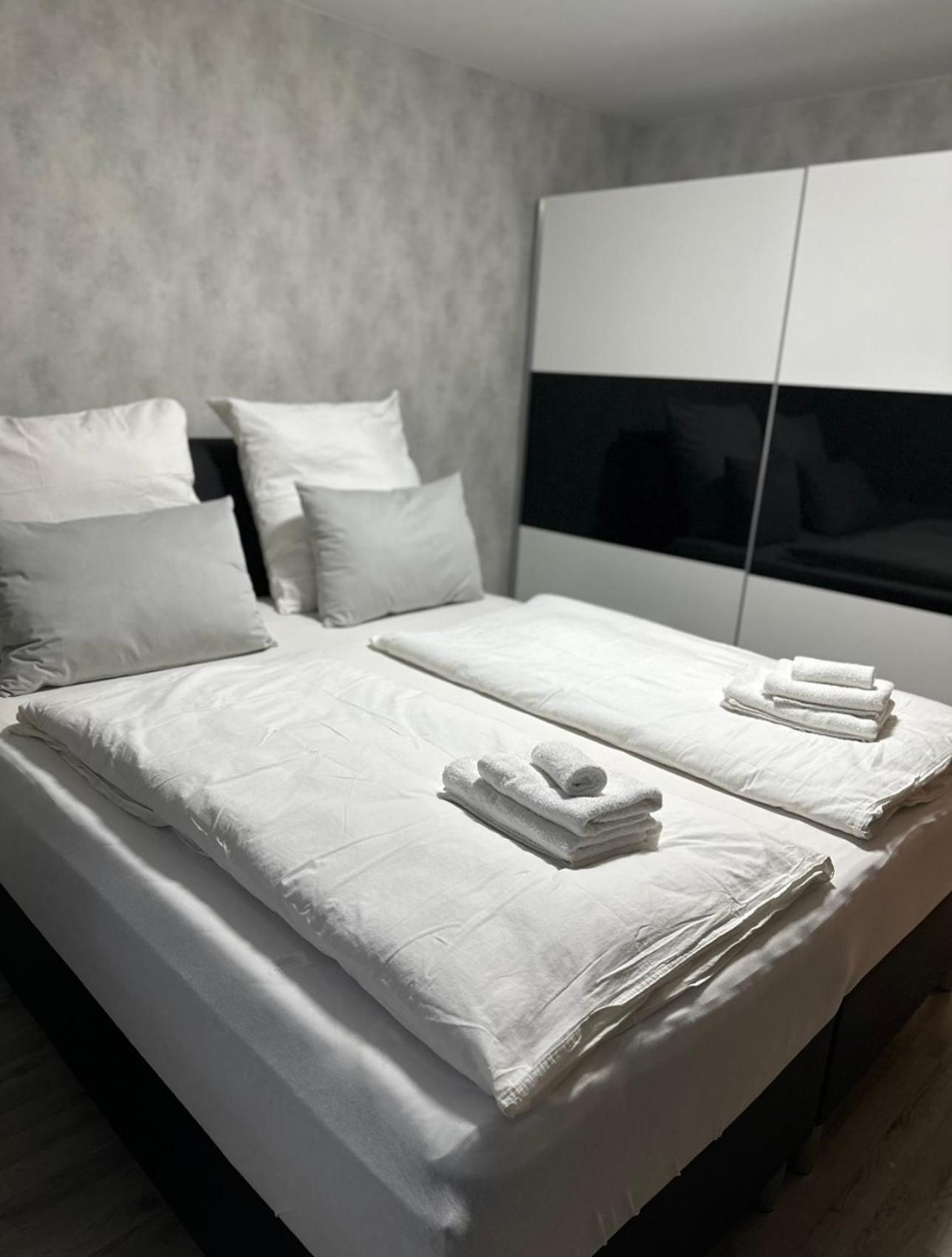 Fewo Am Deich 1 Zentral Mit Stadtblick Und Kontaktloser Check In Bremerhaven Zewnętrze zdjęcie