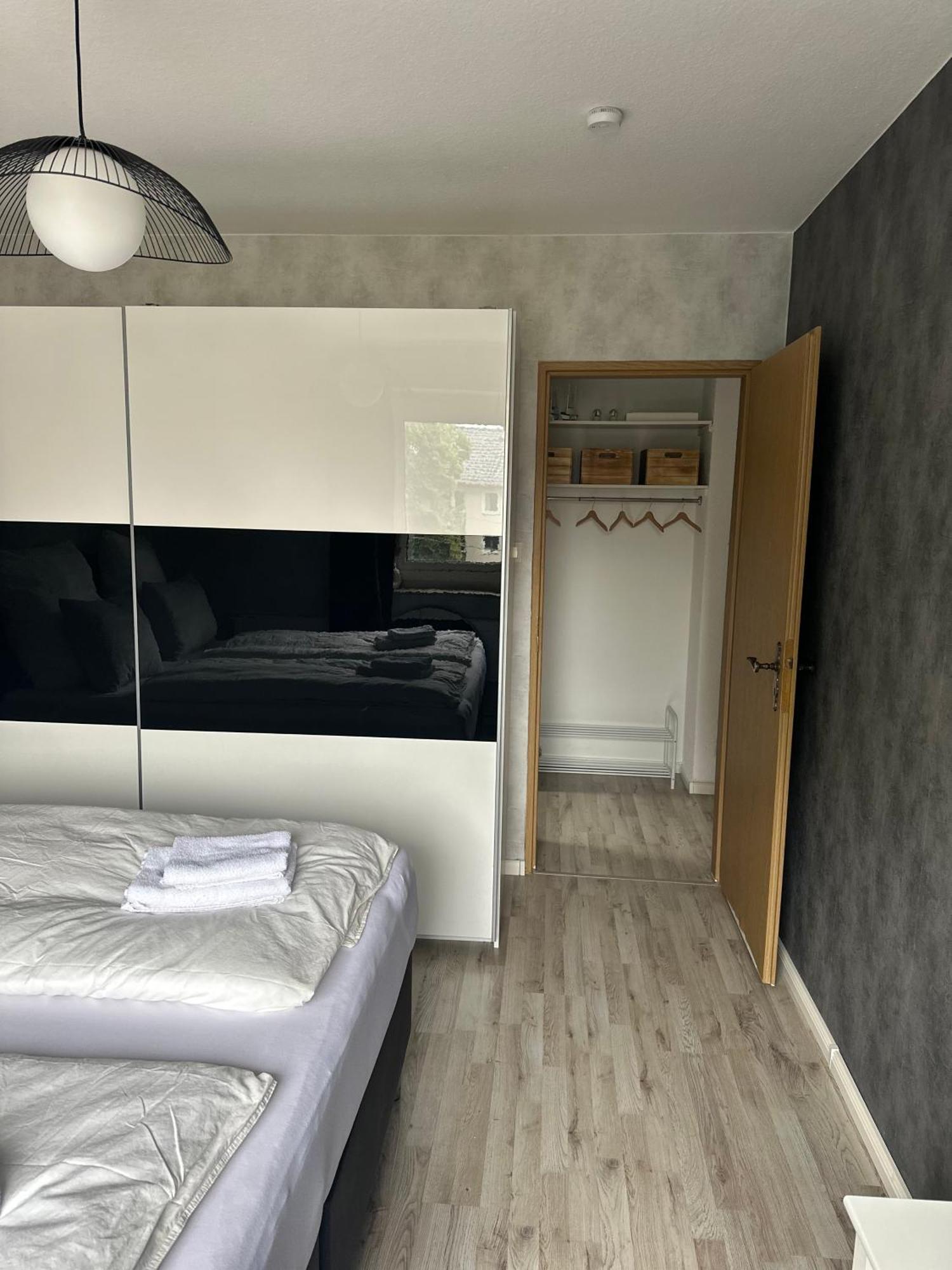 Fewo Am Deich 1 Zentral Mit Stadtblick Und Kontaktloser Check In Bremerhaven Zewnętrze zdjęcie